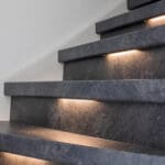dichte-traprenovatie-verlichting-mustang-ingezoomd